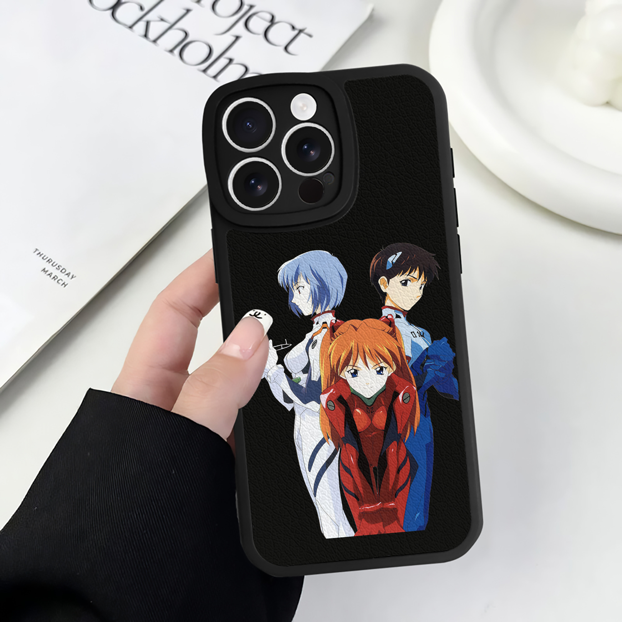 （画像用） EVA 新世紀エヴァンゲリオン 【iPhone 16シリーズ対応】シリコンスマホケース（レザー調） 材質：シリコン